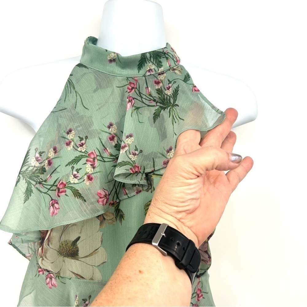 BEBE Size 6 Light Green Fully Lined Tiered Ruffled Floral Dress EUC - Picture 4 of 11